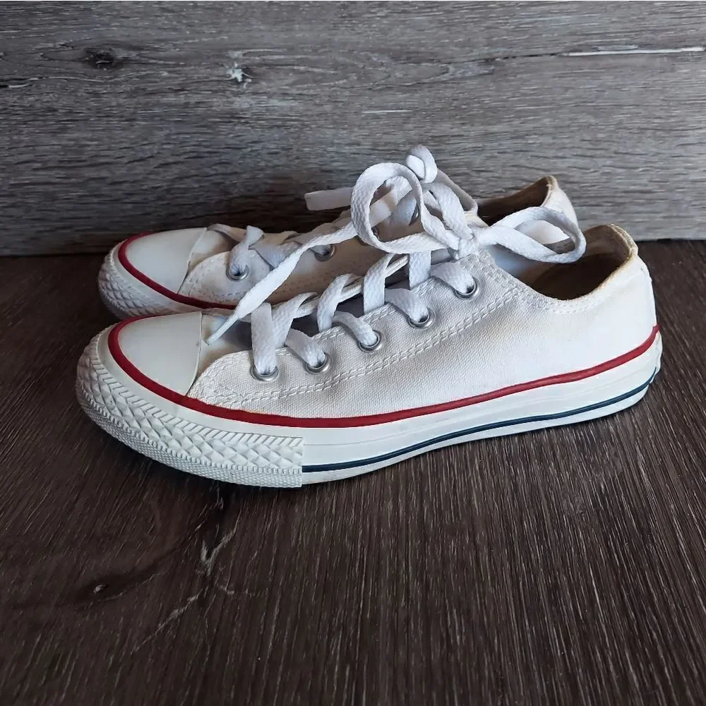 Converse Low Top Sneaker Size 1 White